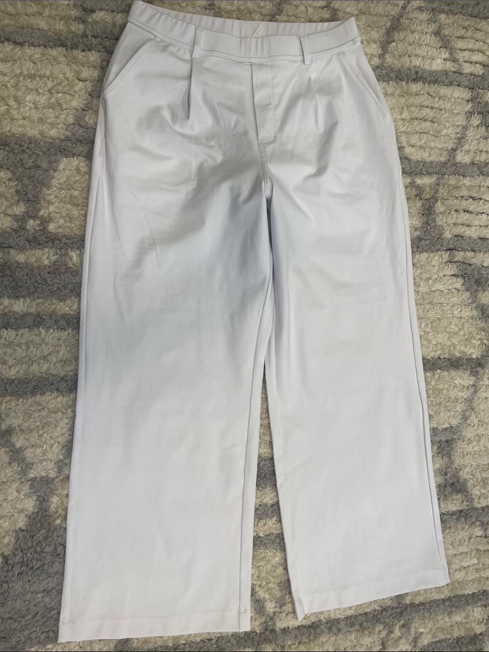 HALARA White Wide-Leg Pleated Front Pants
